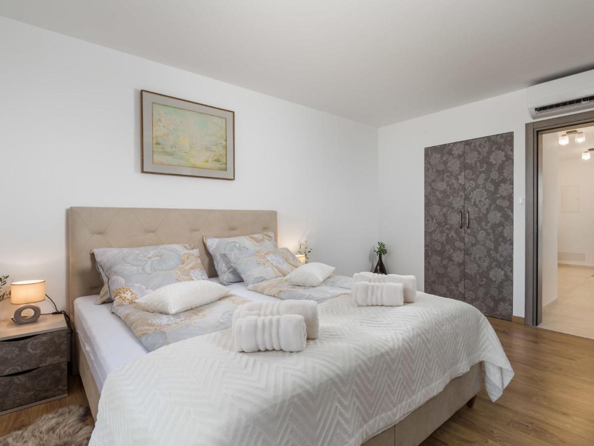 Villa Matea - Mlk150 By Interhome Dobrinj Eksteriør bilde